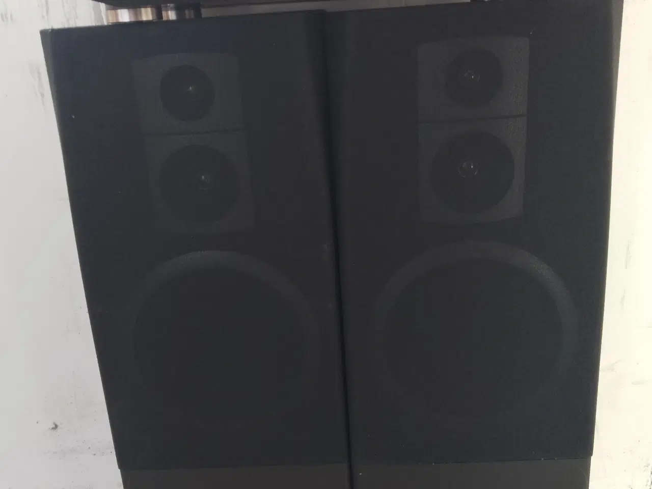 Billede 1 - 2 stk sony højttalere som spiller godt