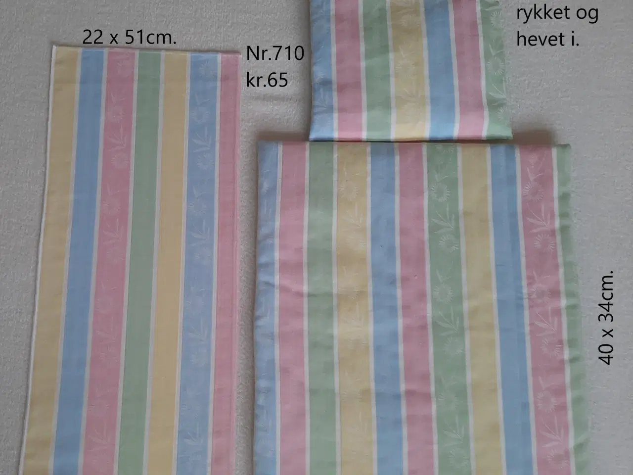 Billede 11 - Dyne og pude m.m der passer til Brio dukkevogn