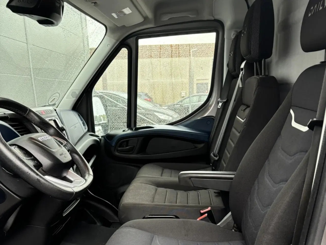 Billede 12 - Iveco Daily 3,0 35S21 9m³ Van AG8