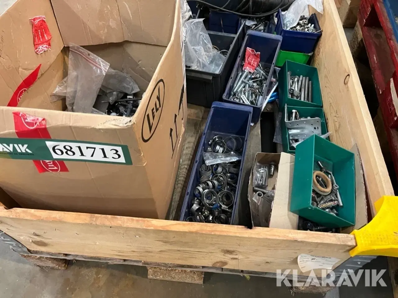 Billede 2 - Blandet lot Boremaskiner-bolte- diverse