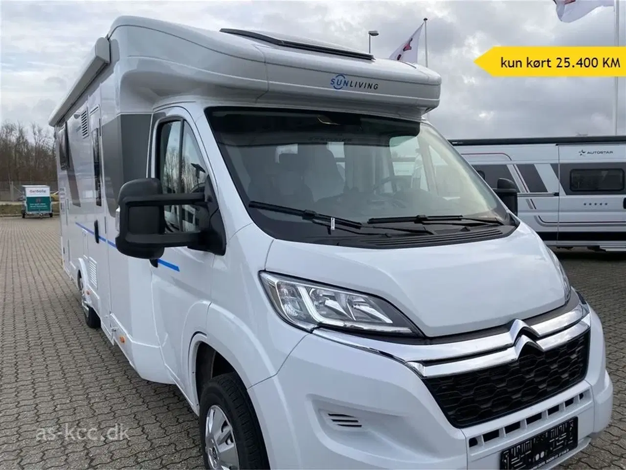 Billede 1 - 2023 - Sun Living S 75 SL   Sun Living Autocamper med to enkelt senge.