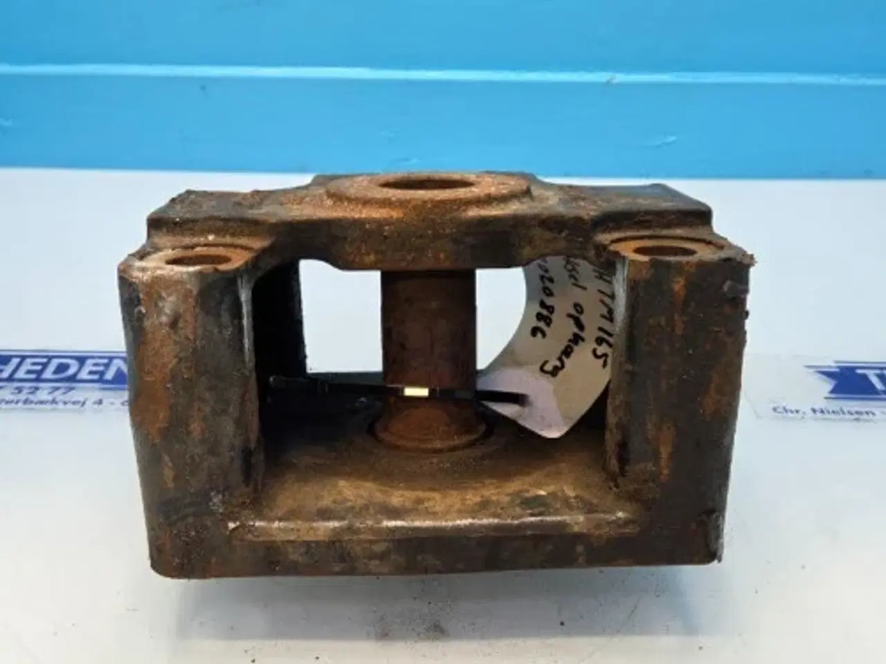 Billede 10 - New Holland TM165 Beslag 82020886