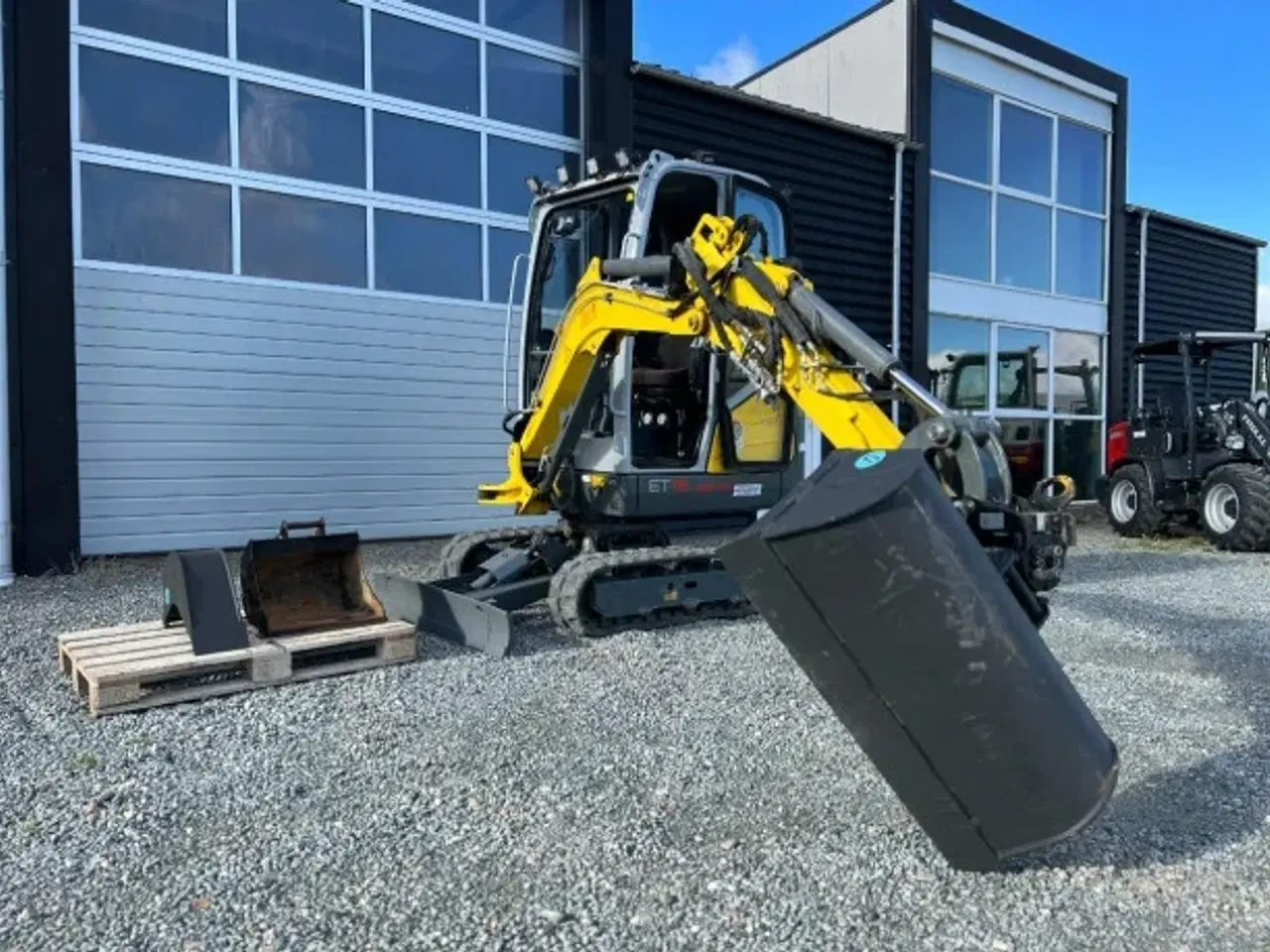 Billede 9 - WACKER NEUSON ET 18 - 2T / Compacttilt tilt, VDS undervogn, udskydelig gravearm & 3 skovle