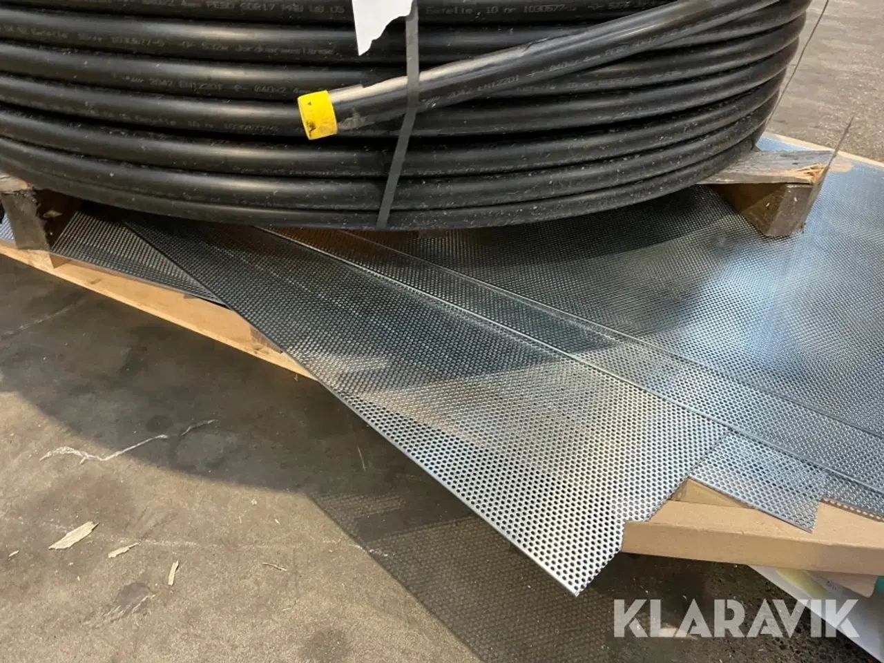 Billede 10 - Jordvarmeslanger, plader og øvrigt