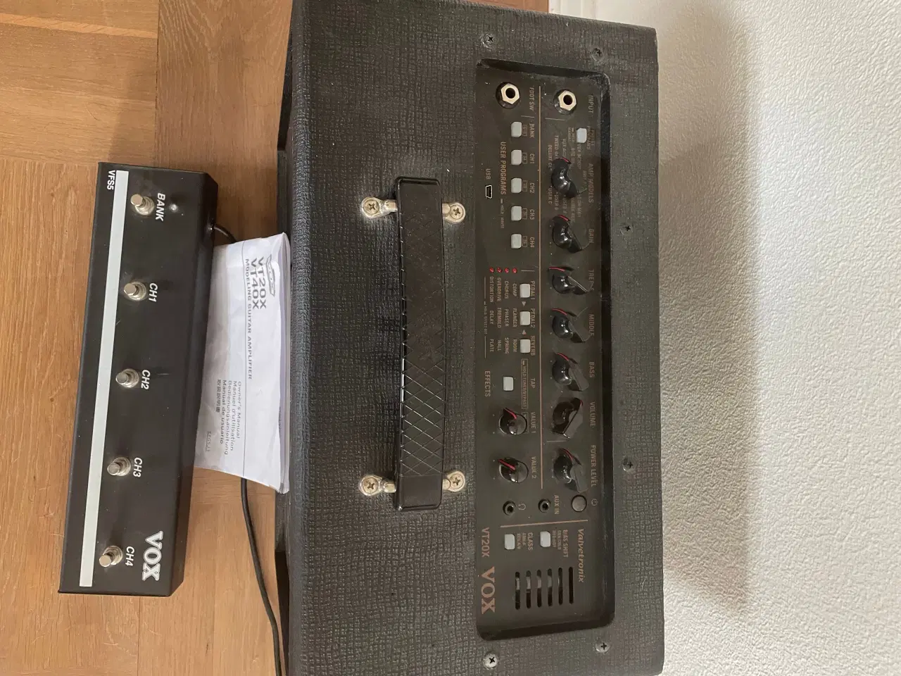 Billede 2 - Vox VT20X forstærker med pedal
