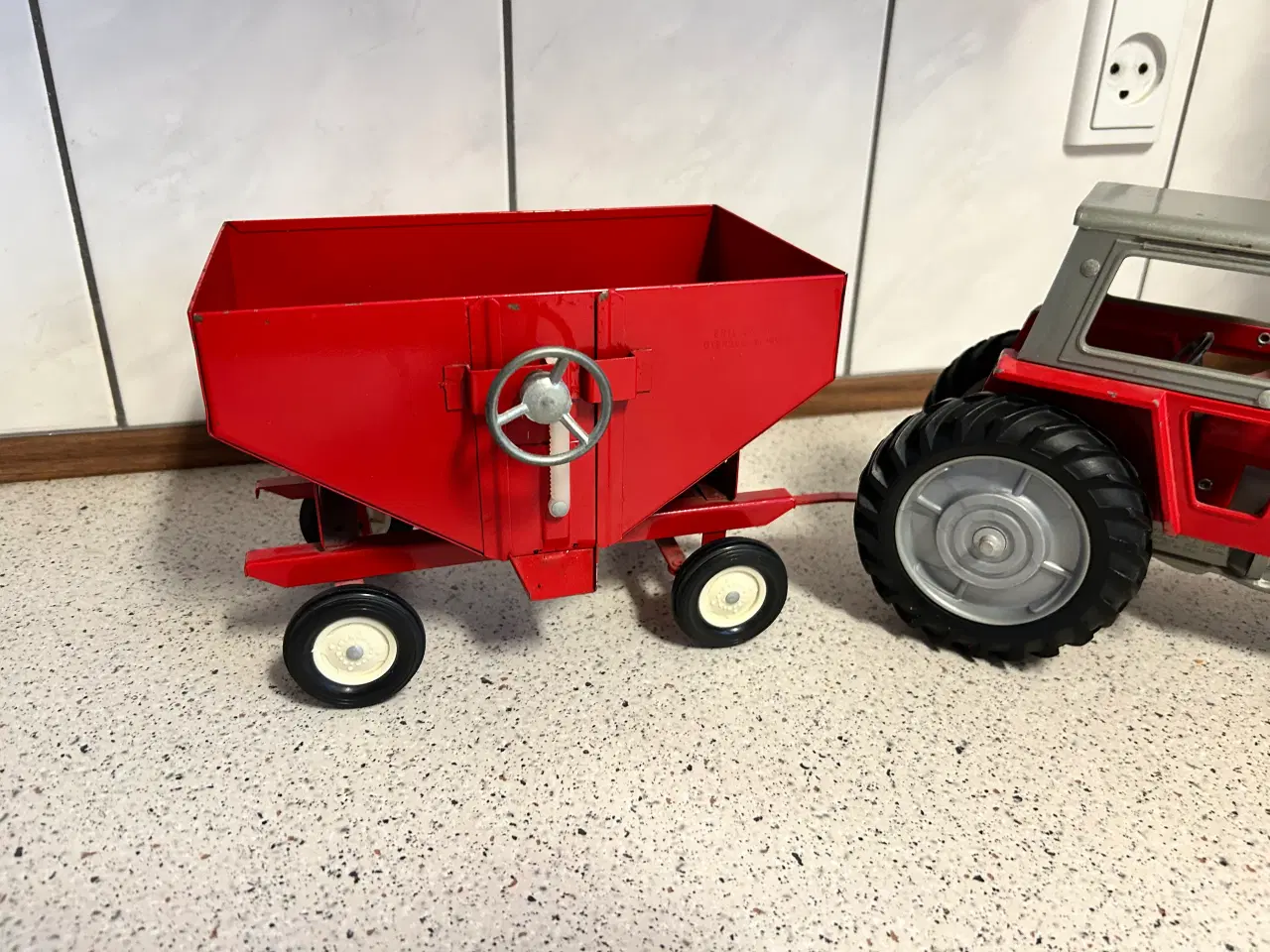 Billede 3 - Modeltraktor