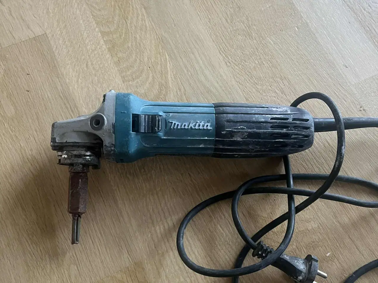 Billede 1 - Rille fræser  MAKITA