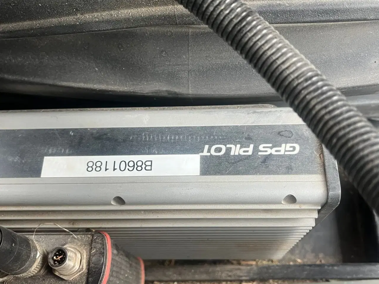 Billede 8 - CLAAS Axion 930 CMatic Med næsten nye dæk, frontlift og evt et RTK GPS anlæg