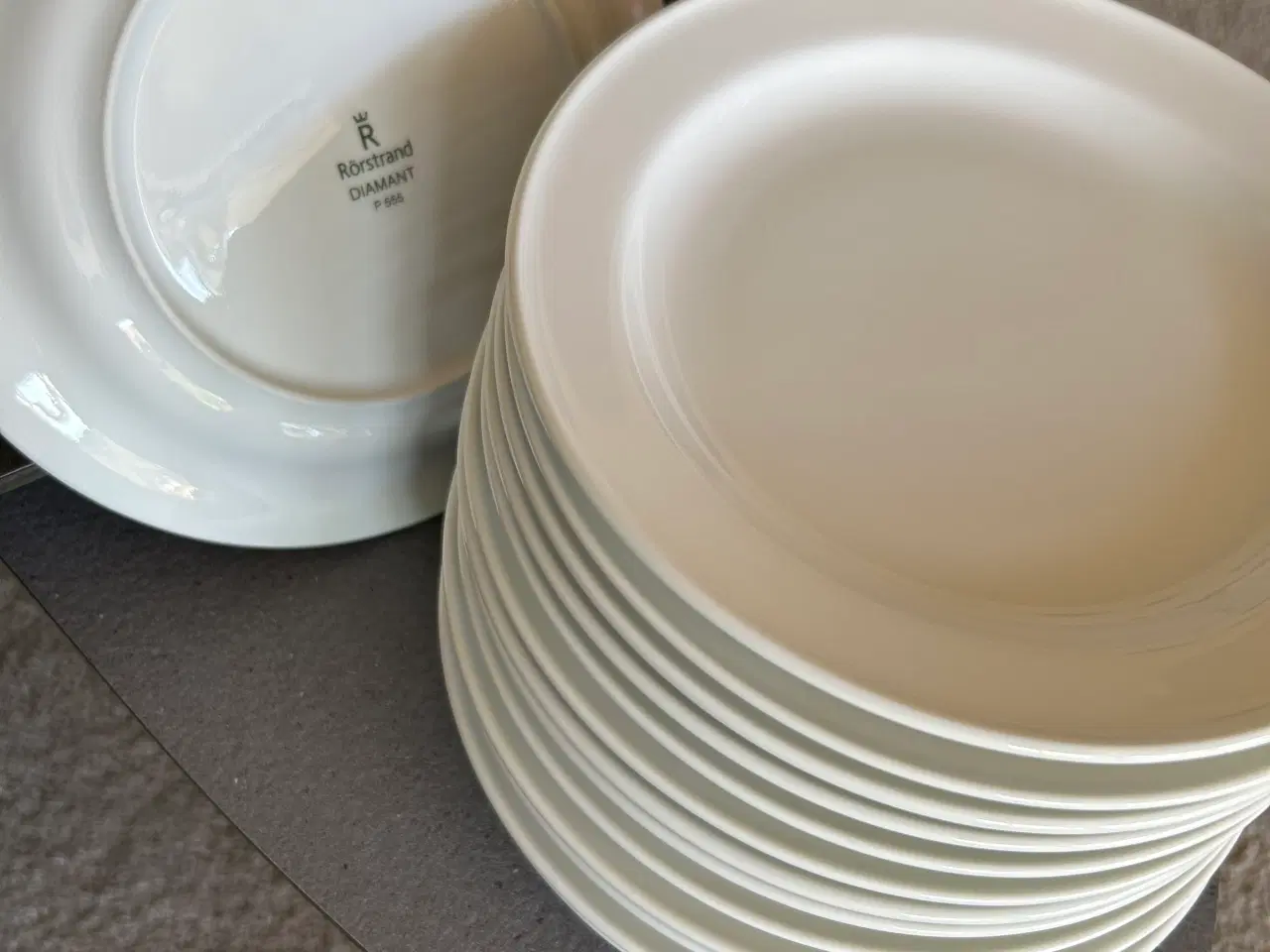 Billede 2 - Rörstrand Diamant frokosttallerken 