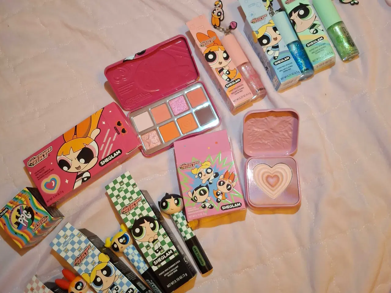 Billede 2 - The Powerpuff Girls x Sheglam Beauty produkter