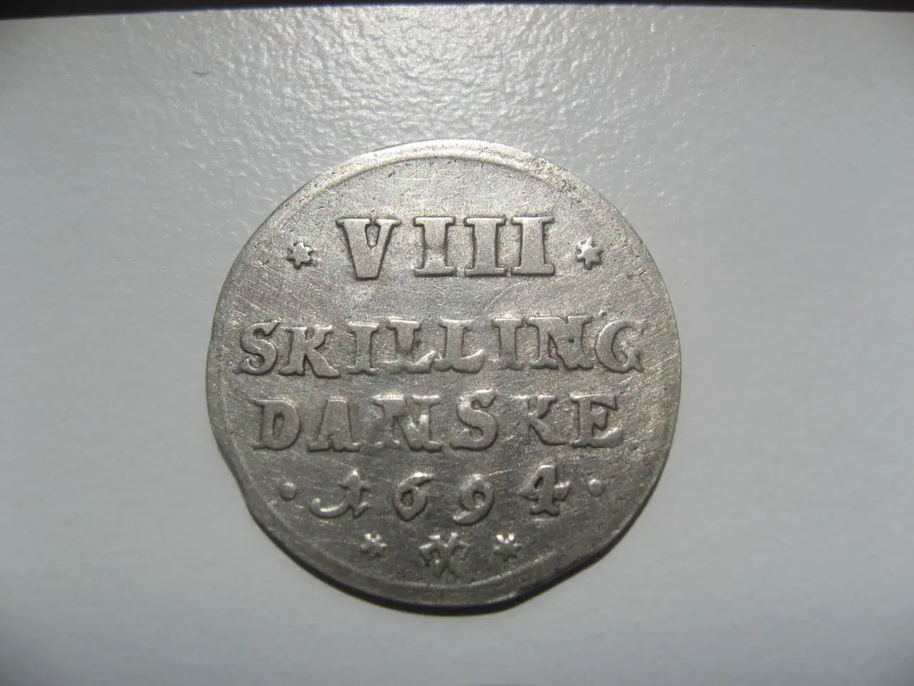 Billede 1 - Flot VIII Skilling 1694, Glückstadt