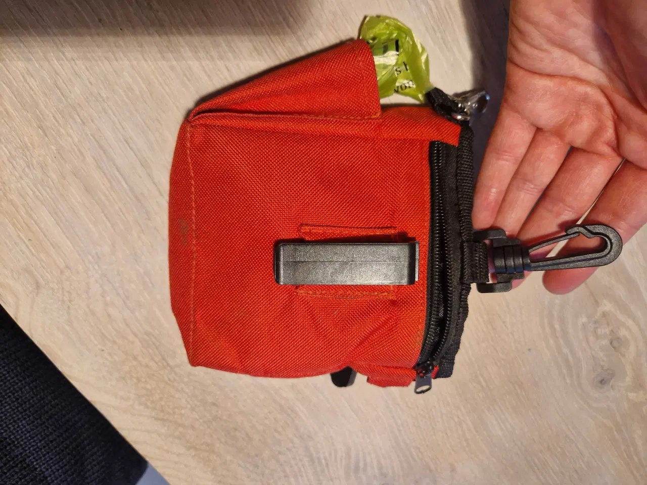 Billede 5 - Godbids taske I rød