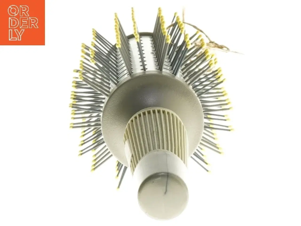 Billede 2 - Helt ny rund frisør-hårbørste med håndtag (str. 25 cm)