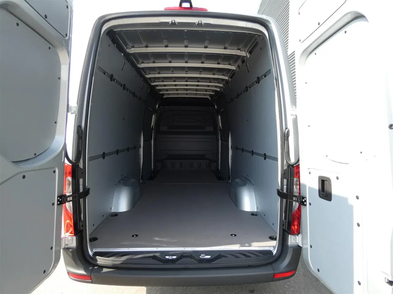 Billede 14 - Mercedes-Benz Sprinter 317 2,0 CDI A3 H2 RWD 9G-Tronic 170HK Van Aut.