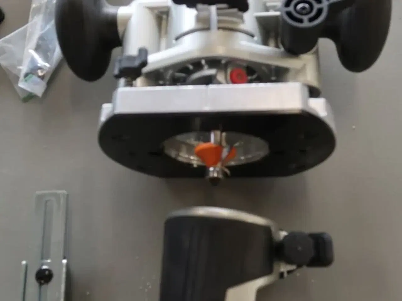 Billede 3 - Overfræser MAKITA DRT50