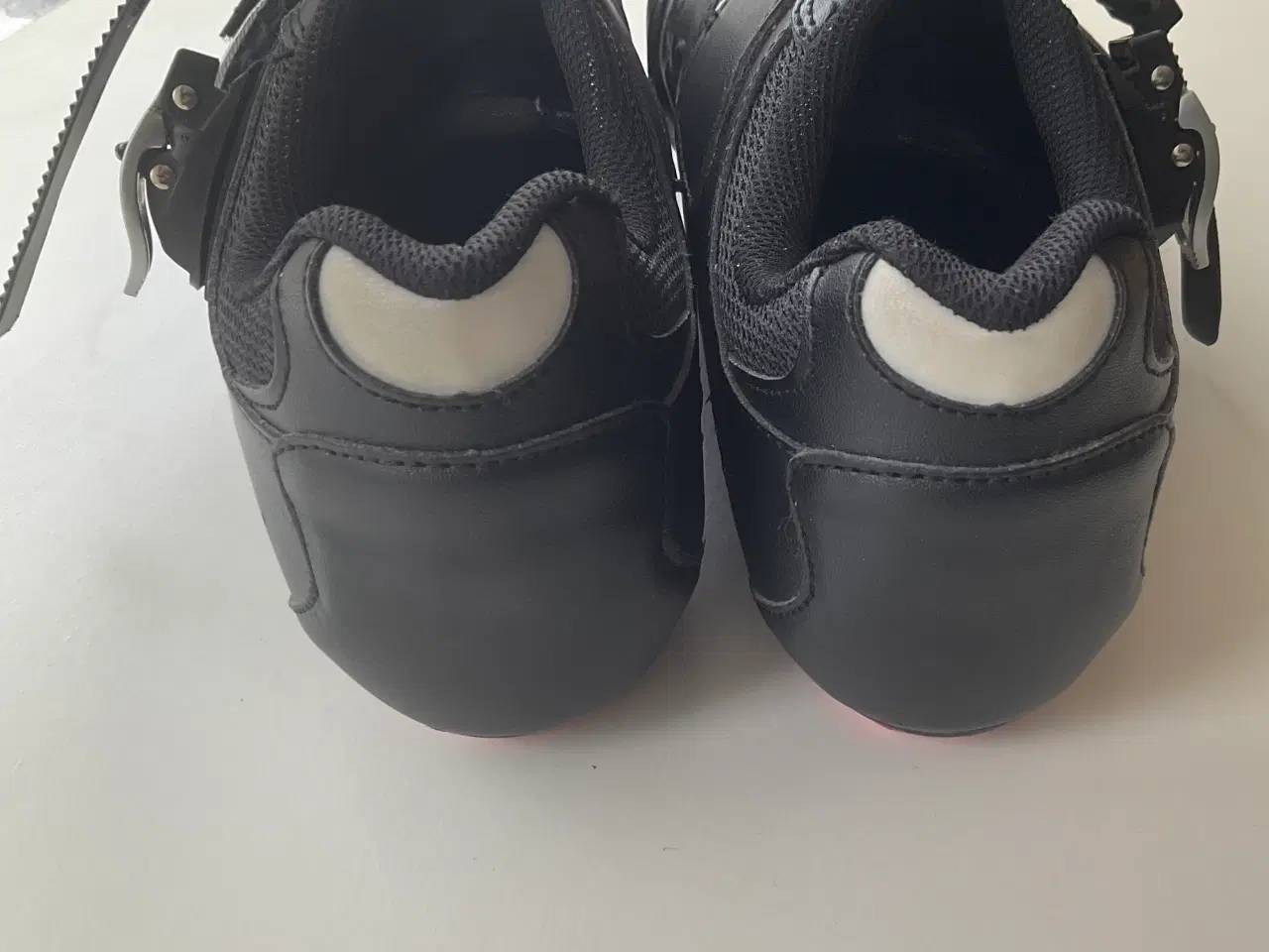 Billede 4 - Astral cykelsko til cykling eller spinning 