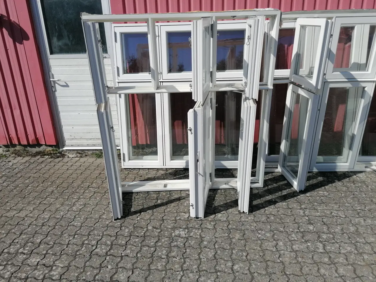 Billede 2 - 3 Fags Dannebrogsvinduer Træ/Alu BxH 158x166