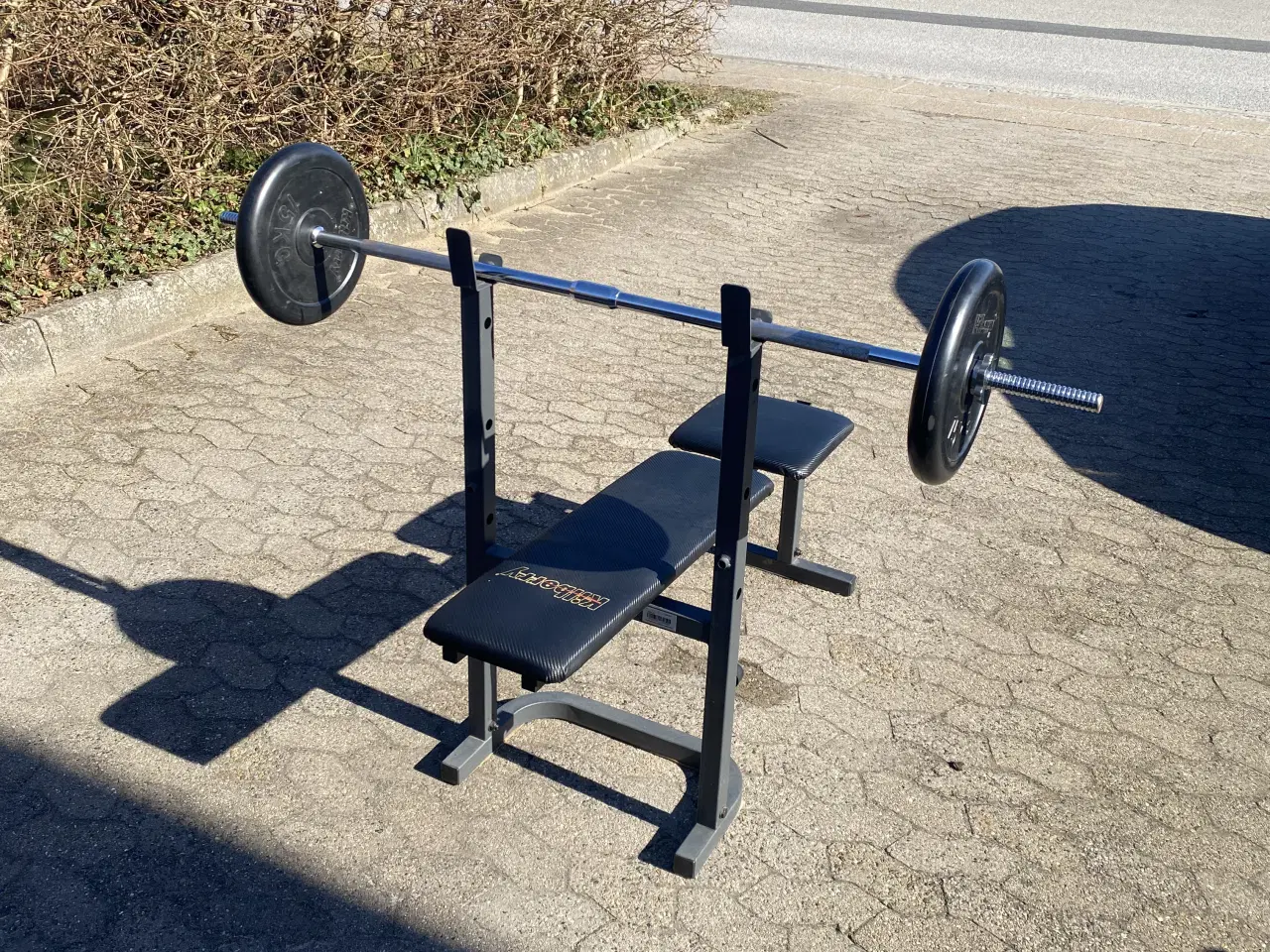 Billede 3 - Træningsudstyr bænk og vægte