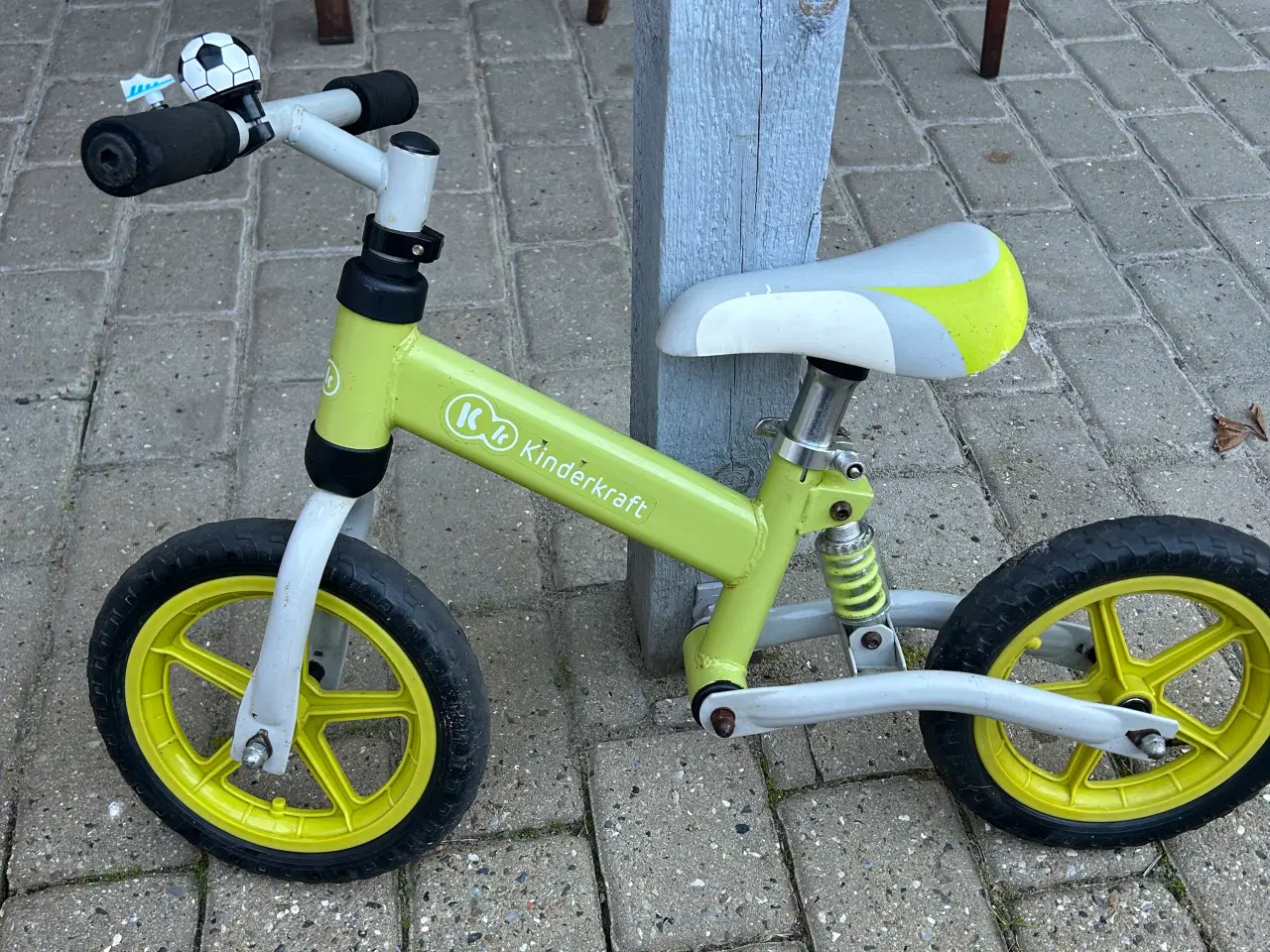 Billede 1 - Kinderkraft løbecykel
