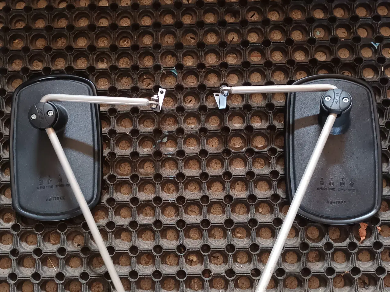 Billede 1 - Spejlarme komplet.