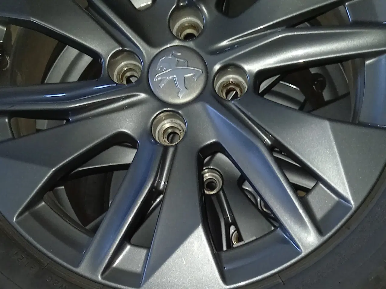 Billede 1 - Vinterdæk på Peugeot alu