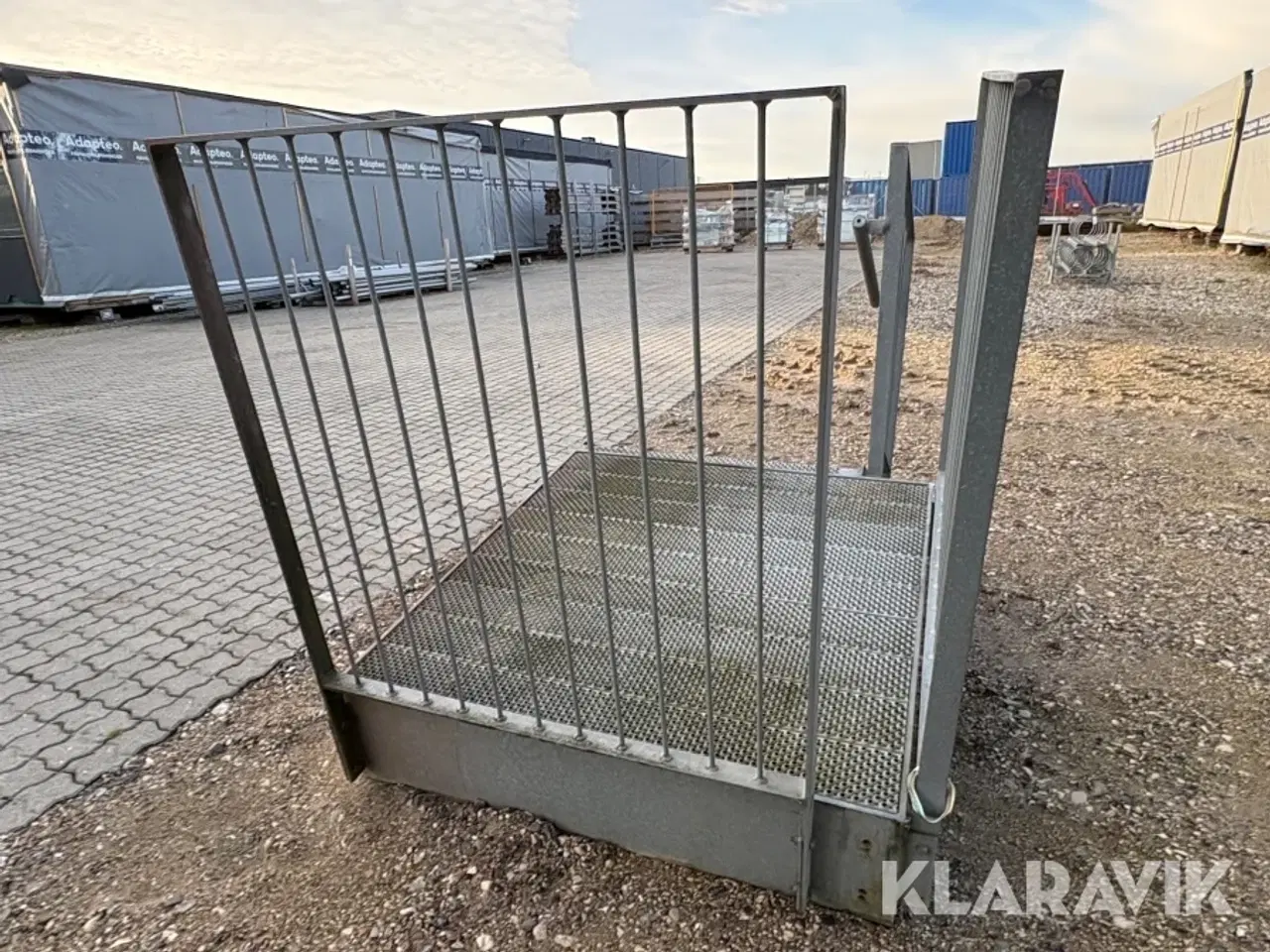 Billede 8 - Trappe med 2 repos’er og gelænder