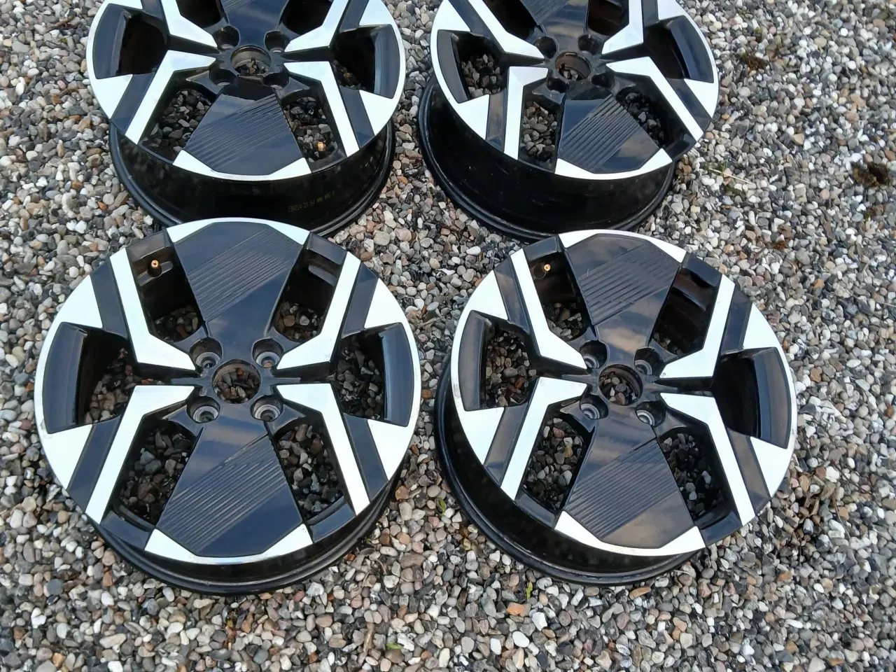 Billede 1 - Alufælge 17" Peugeot/Citroen 