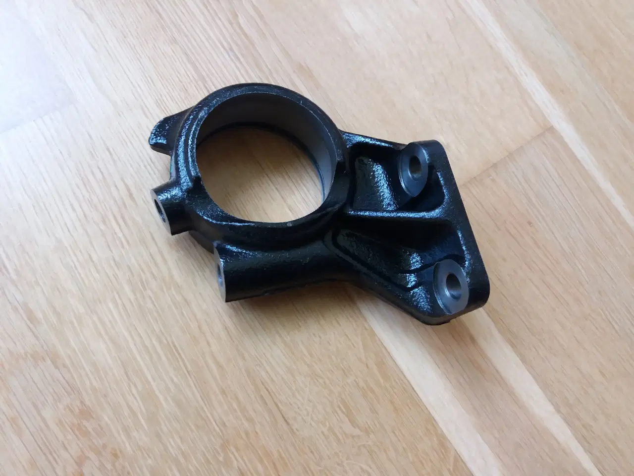 Billede 2 - Beslag for drivakselleje  Toyota Celica -Camry