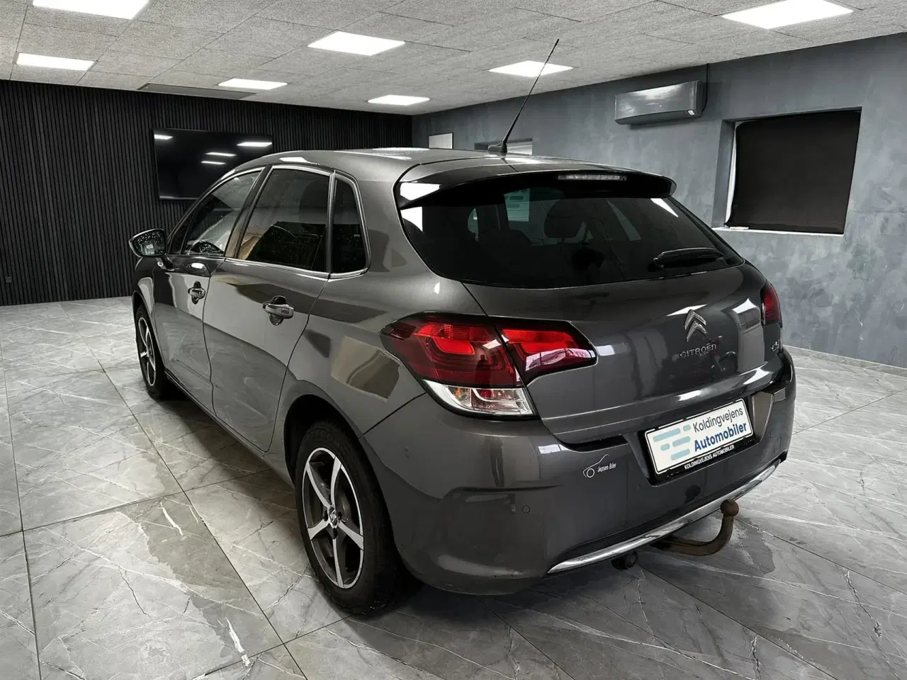 Billede 4 - Citroën C4 1,6 Blue HDi Millesime start/stop 120HK 5d 6g