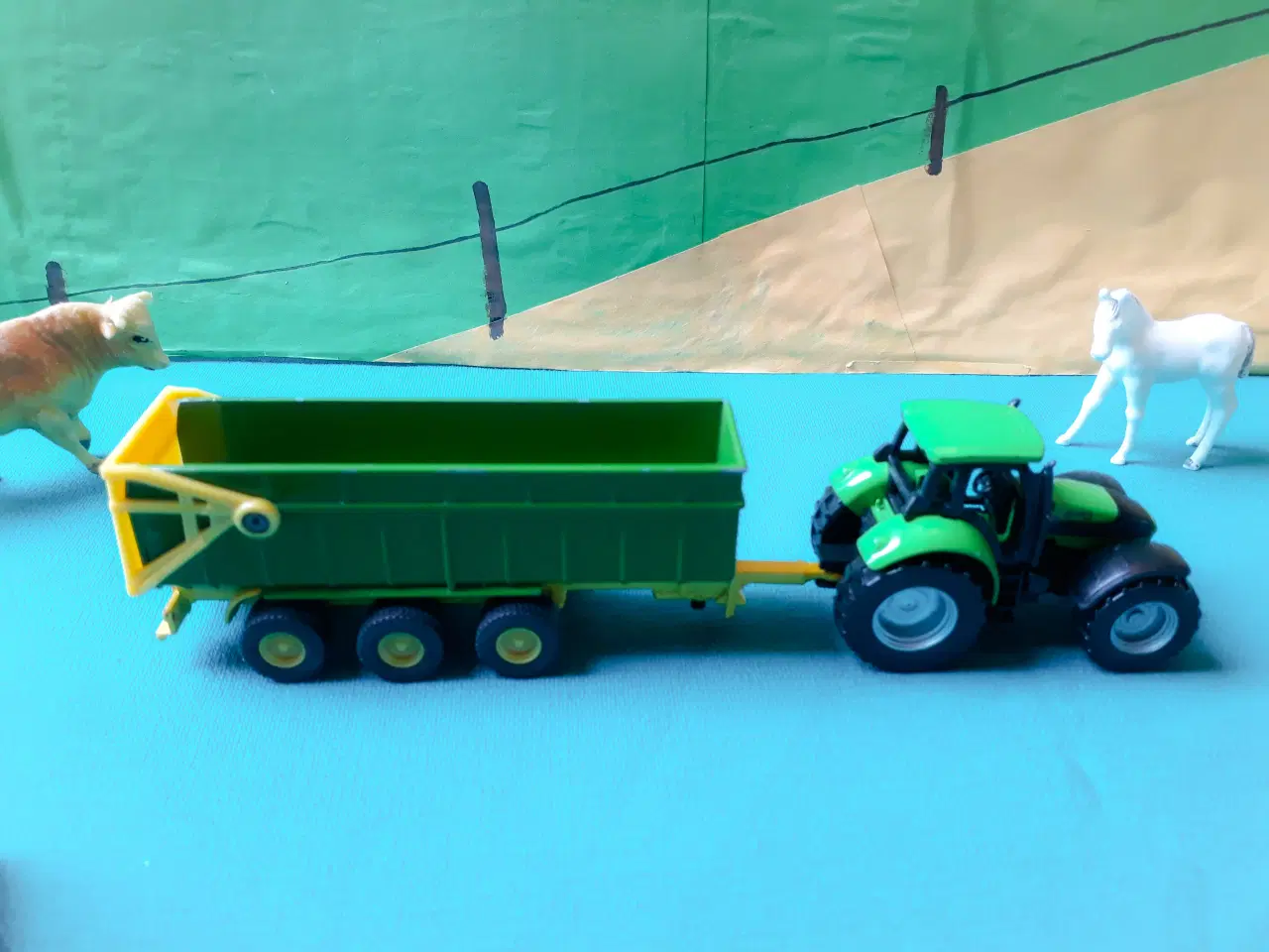 Billede 5 - Traktor og Dyr