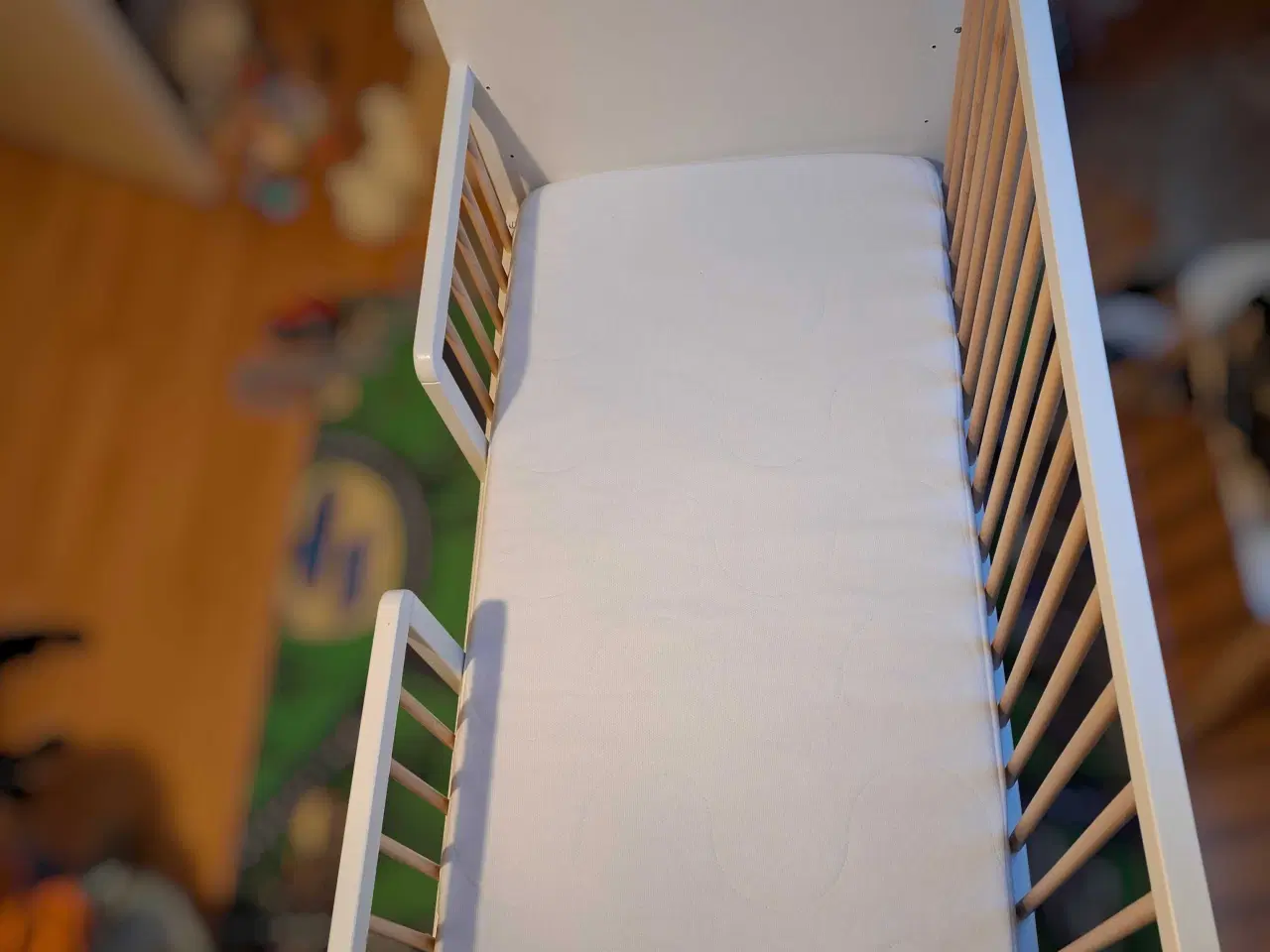 Billede 2 - Ikea MYLLRA tremmeseng 