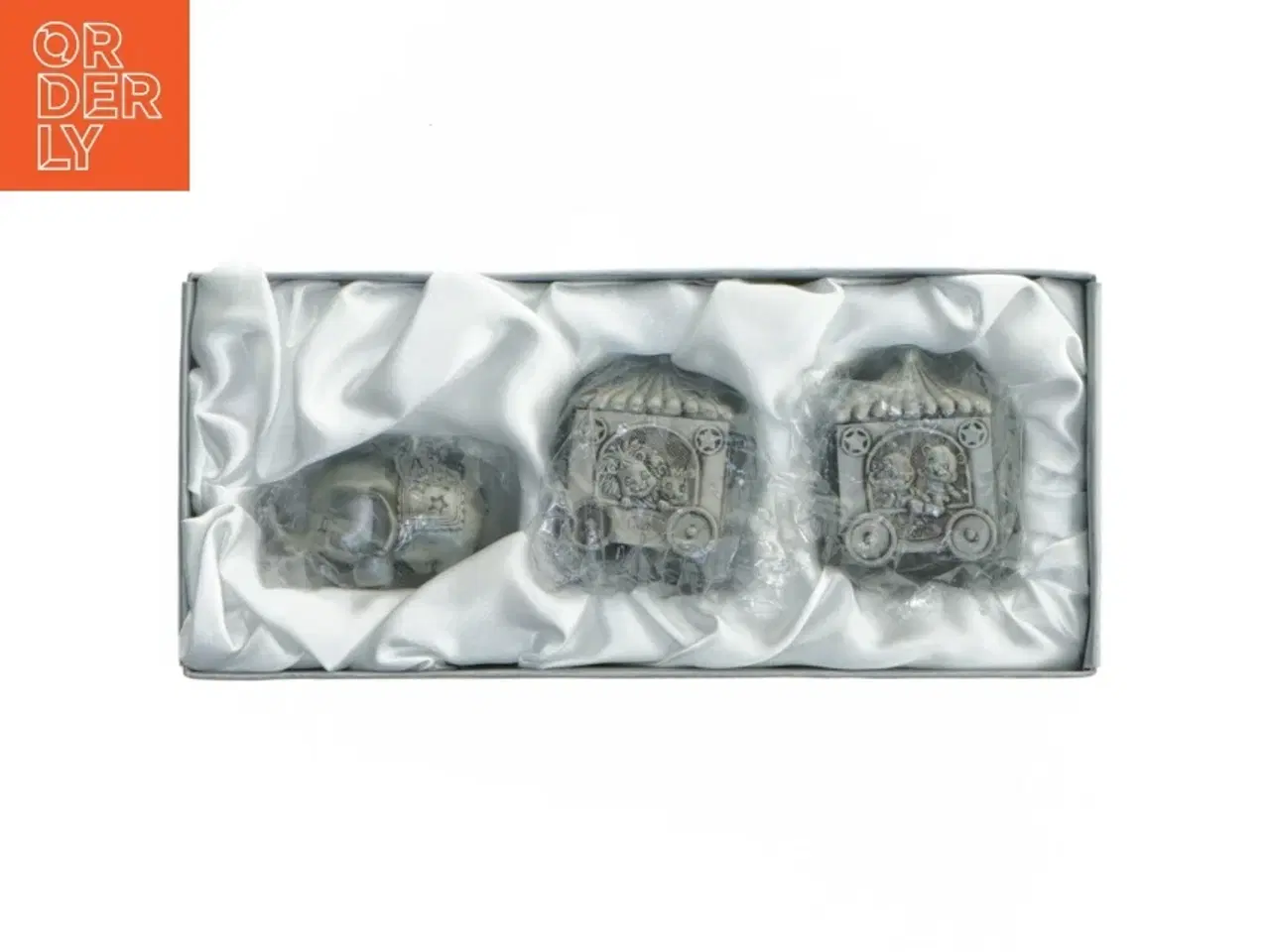 Billede 1 - Dekorative figurer i gaveæske (str. 5 cm)