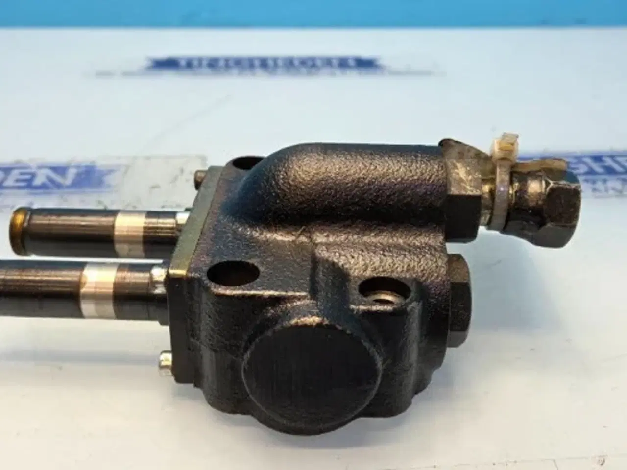 Billede 2 - John Deere 9780 CTS Trykventil AXE18738