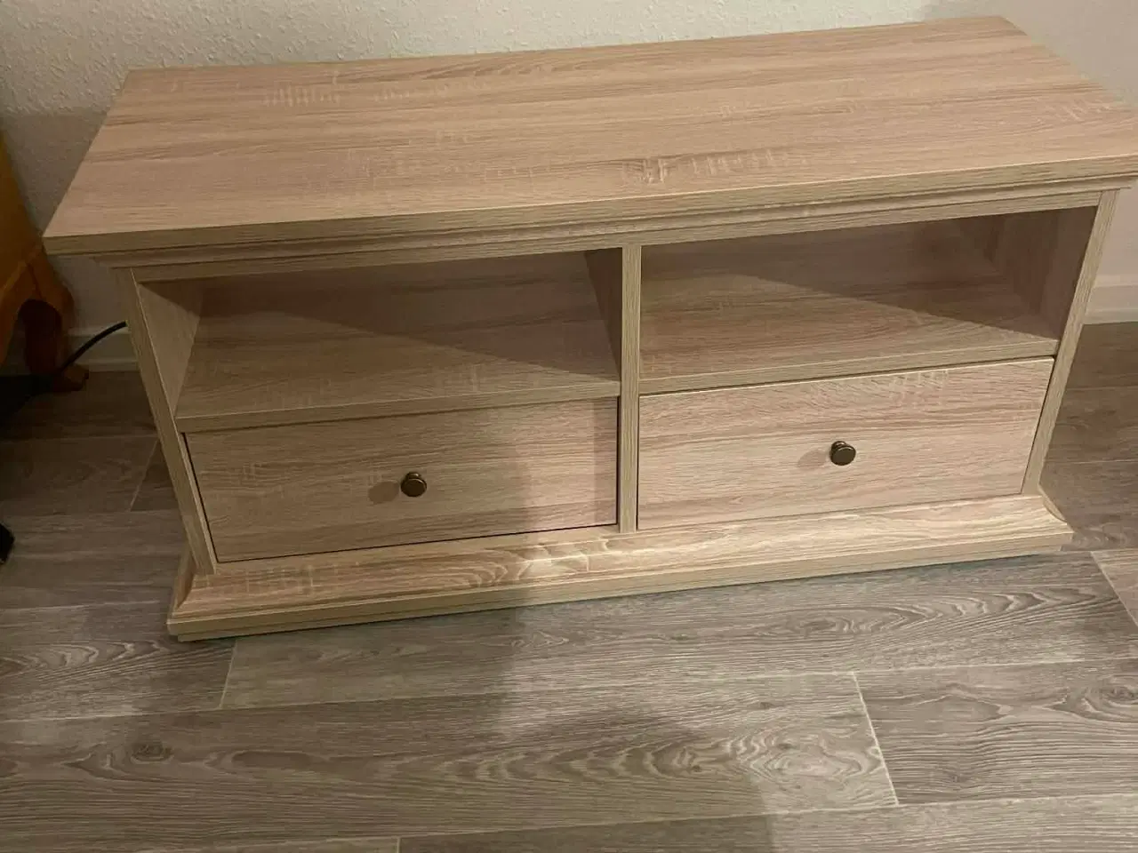 Billede 1 - Tv bord
