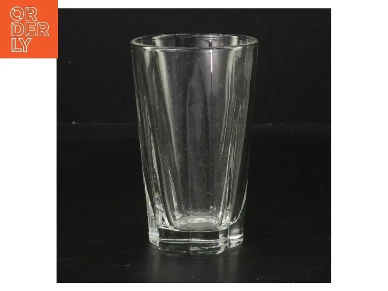 Billede 1 - Glas med rillede design fra Erik Bagger (str. Ø 7,5 cm højde 12 cm)