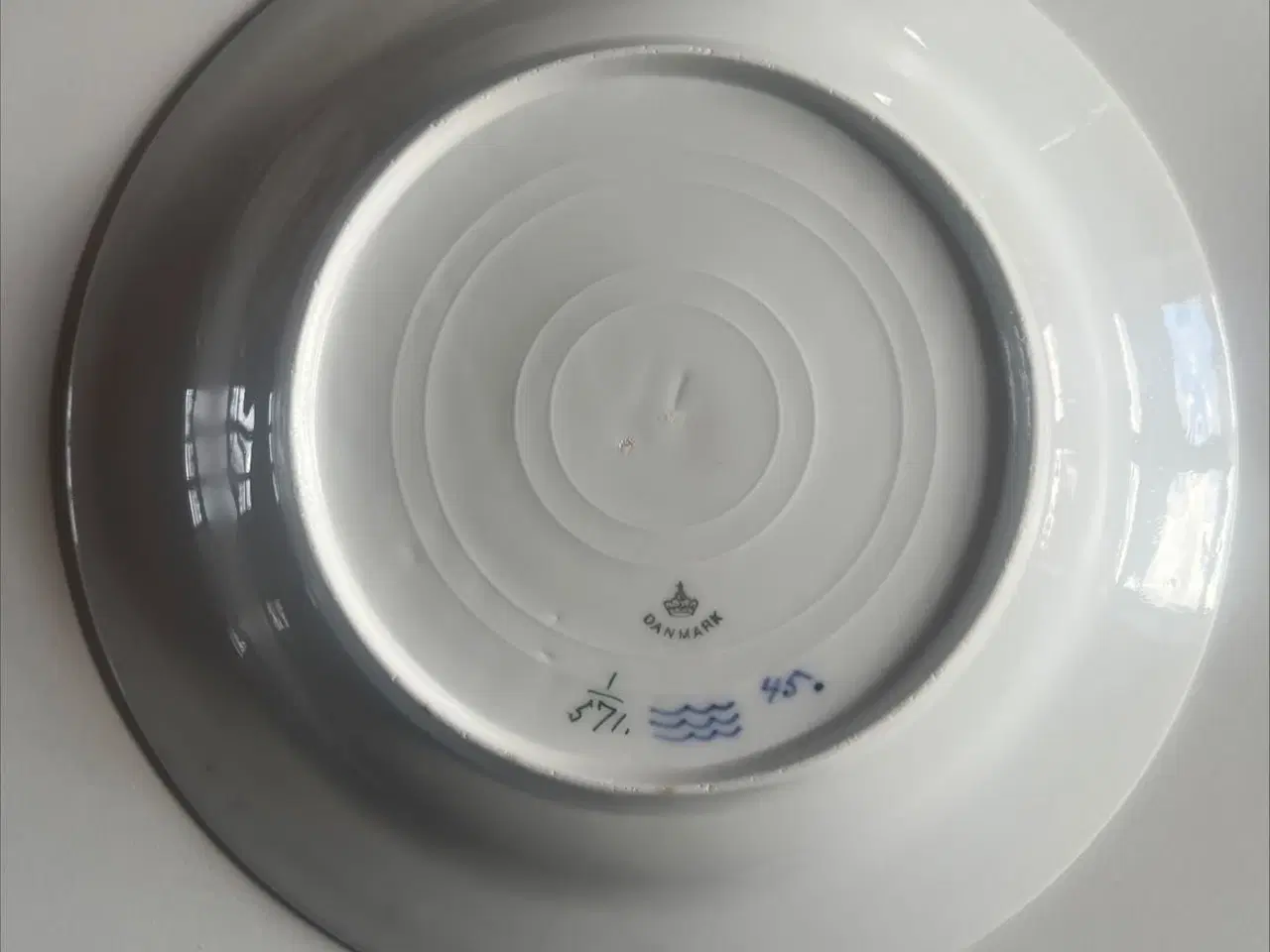 Billede 2 - Musselmalet, halvblonde, flad tallerken 25cm nr. 1