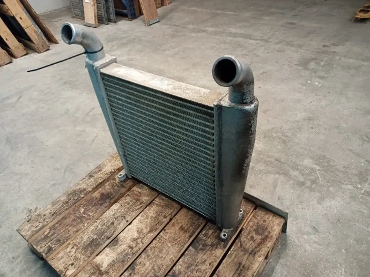 Billede 3 - New Holland TVT 190 Intercooler 16200530300