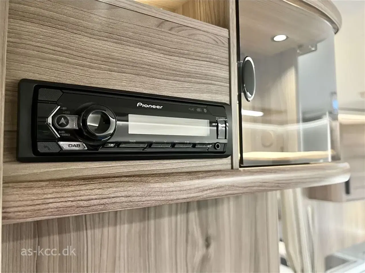Billede 24 - 2025 - Kabe Briljant 470 XL KS