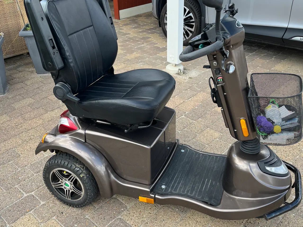 Billede 1 - Handicap scooter Lindebjerg LM650