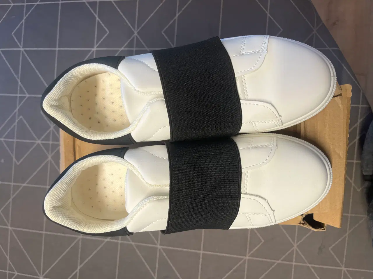 Billede 9 - Et parti dame sko 