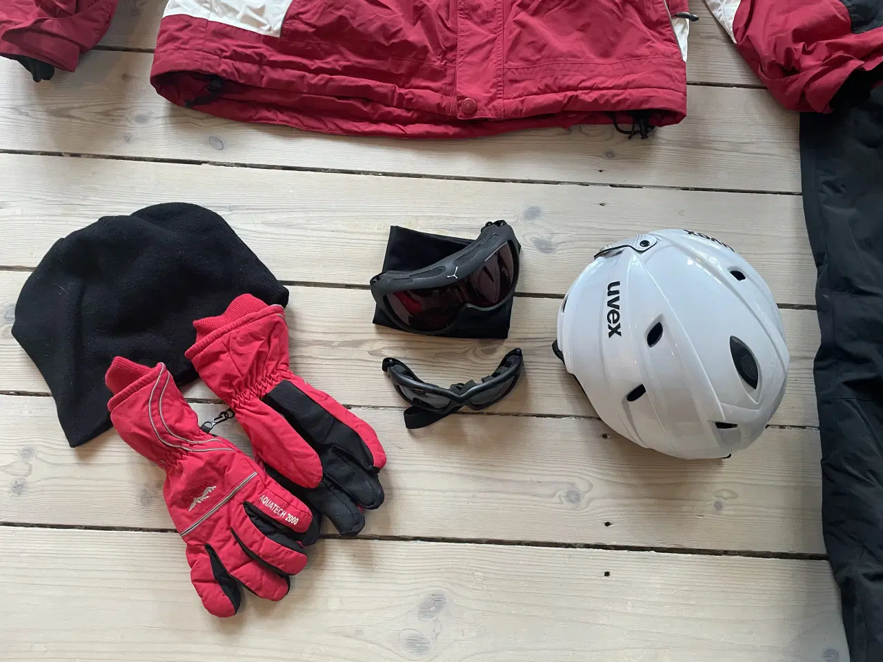 Billede 6 - Skitøj jakke bukser hjelm handsker briller