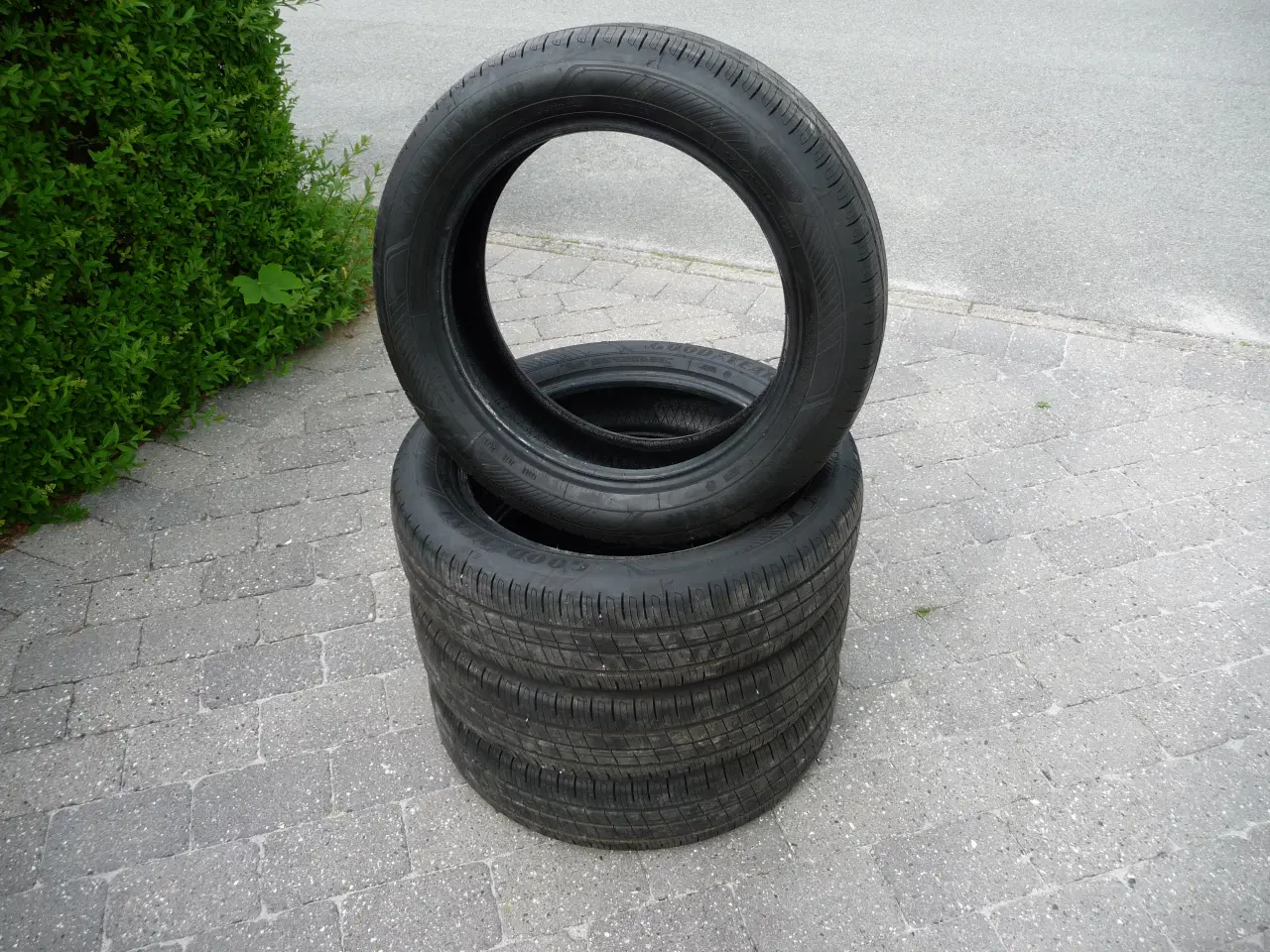 Billede 1 - Sommerdæk 175 x 65 x 17