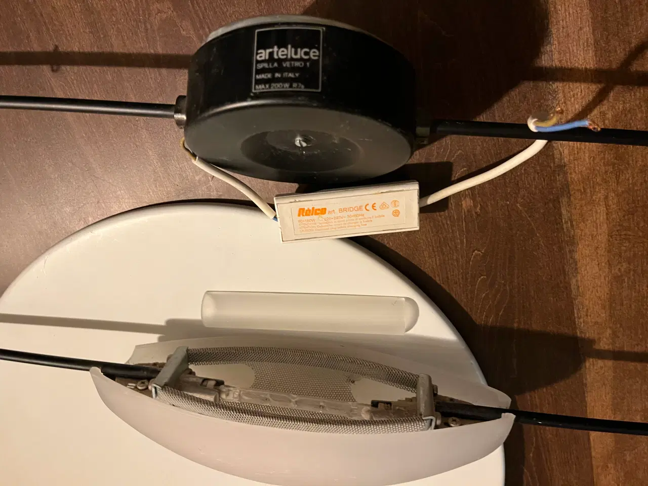 Billede 6 - Fin vintage lampe fra Arteluce model Spilla by Luc