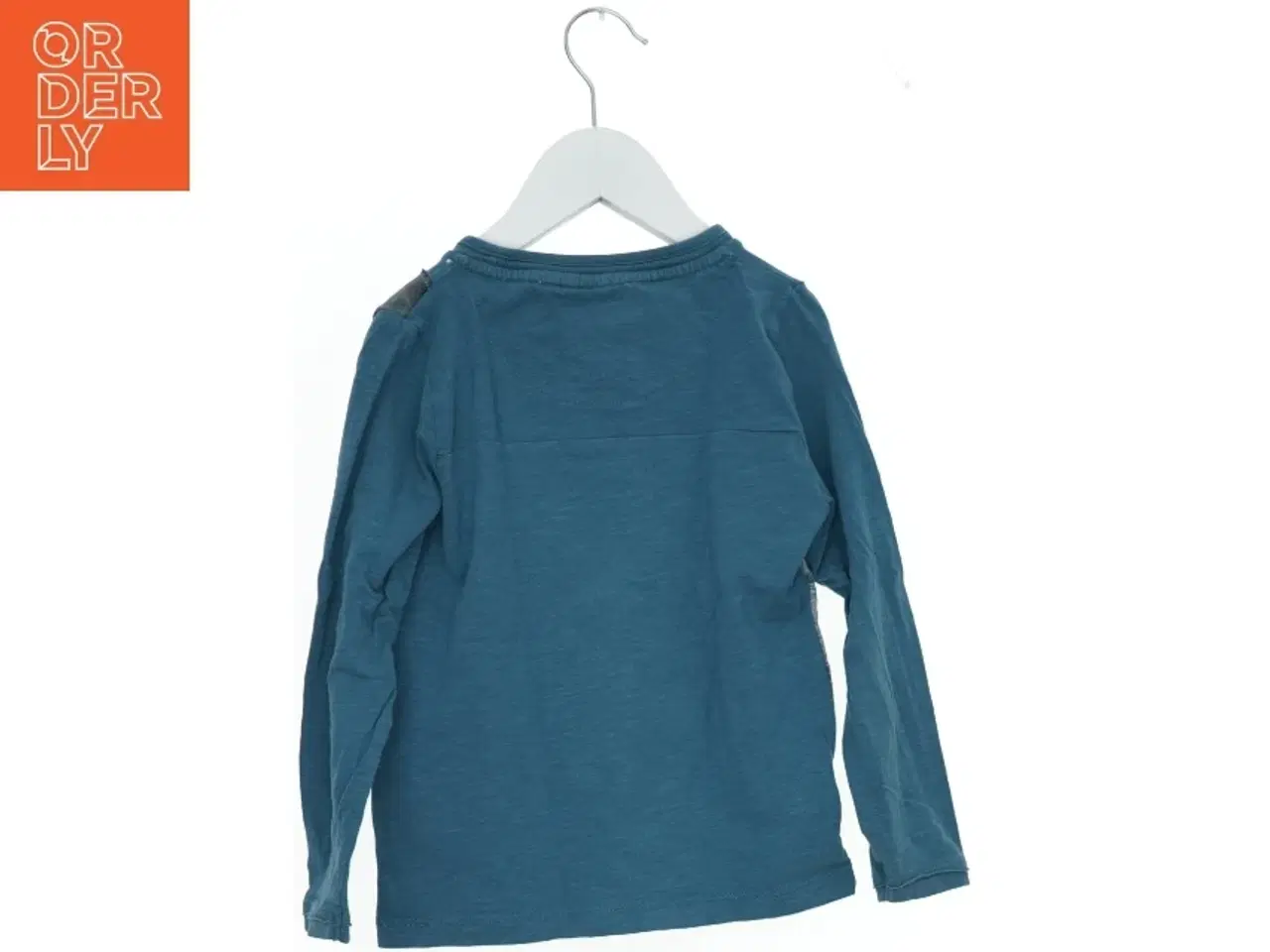 Billede 2 - Langærmet blå Bluse med Løveprint fra LMTD (str. 110)