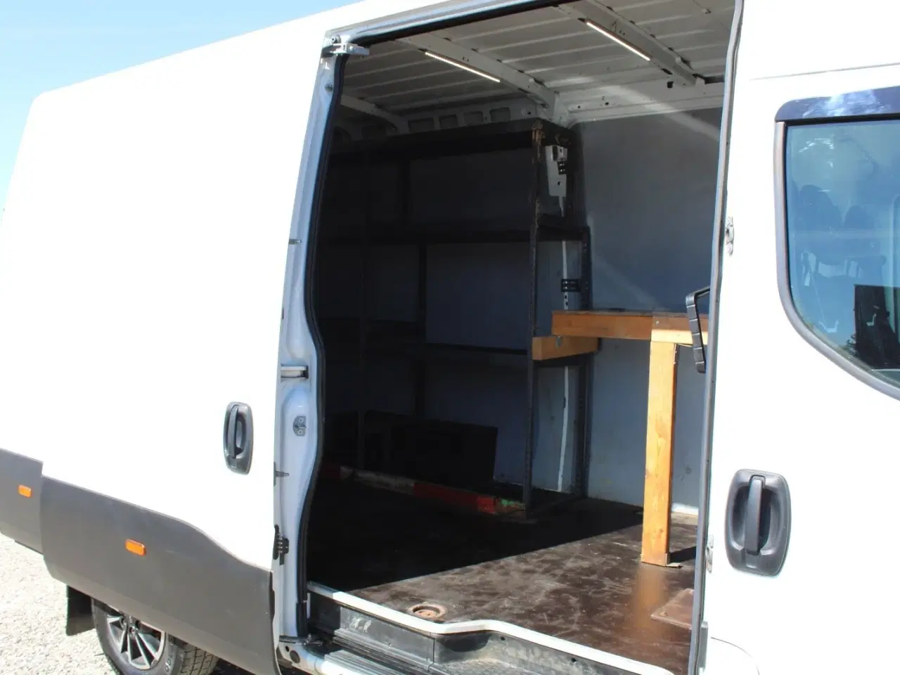 Billede 15 - Iveco Daily 3,0 35S18 12m³ Van AG8