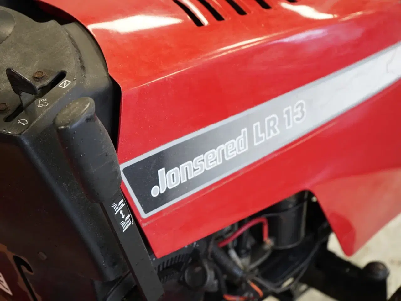 Billede 10 - Jonsered LR13 havetraktor – ABSOLUT BORTSALG!