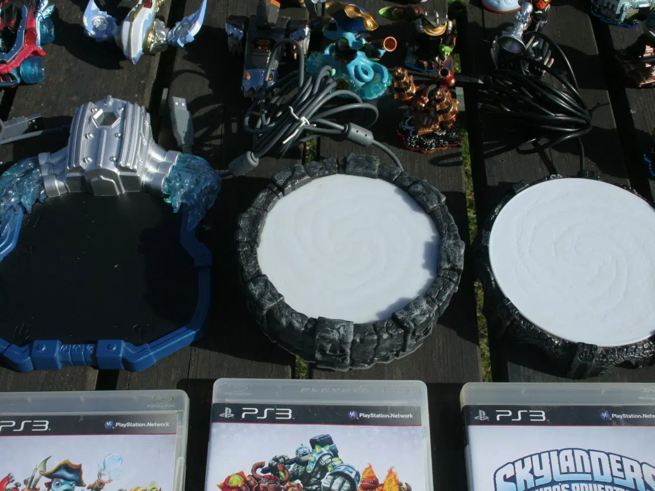 Billede 6 - Skylanders lot med 3 power portaler 3 PS3 Spil og 