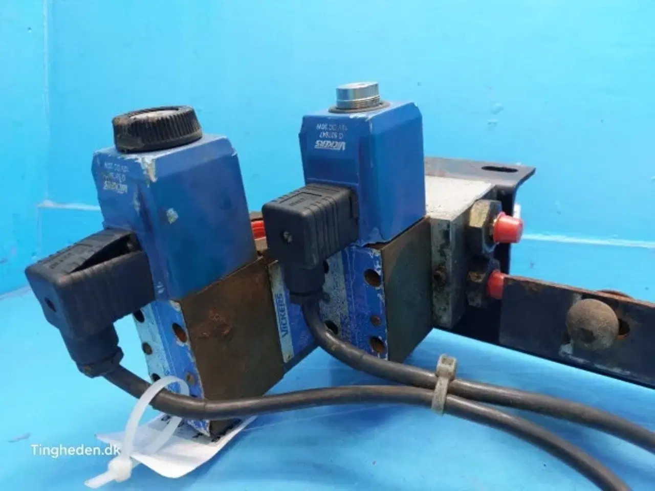 Billede 3 - New Holland 4860 Ventilblok 9837652