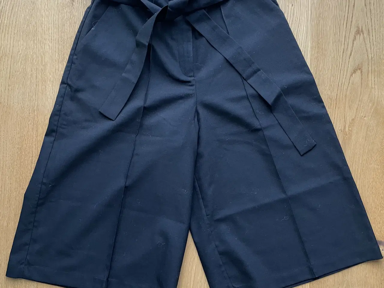 Billede 1 - Designers Remix lange uldshorts