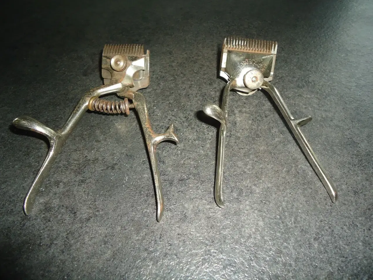 Billede 1 - gamle håndklippere fra frisørsallon